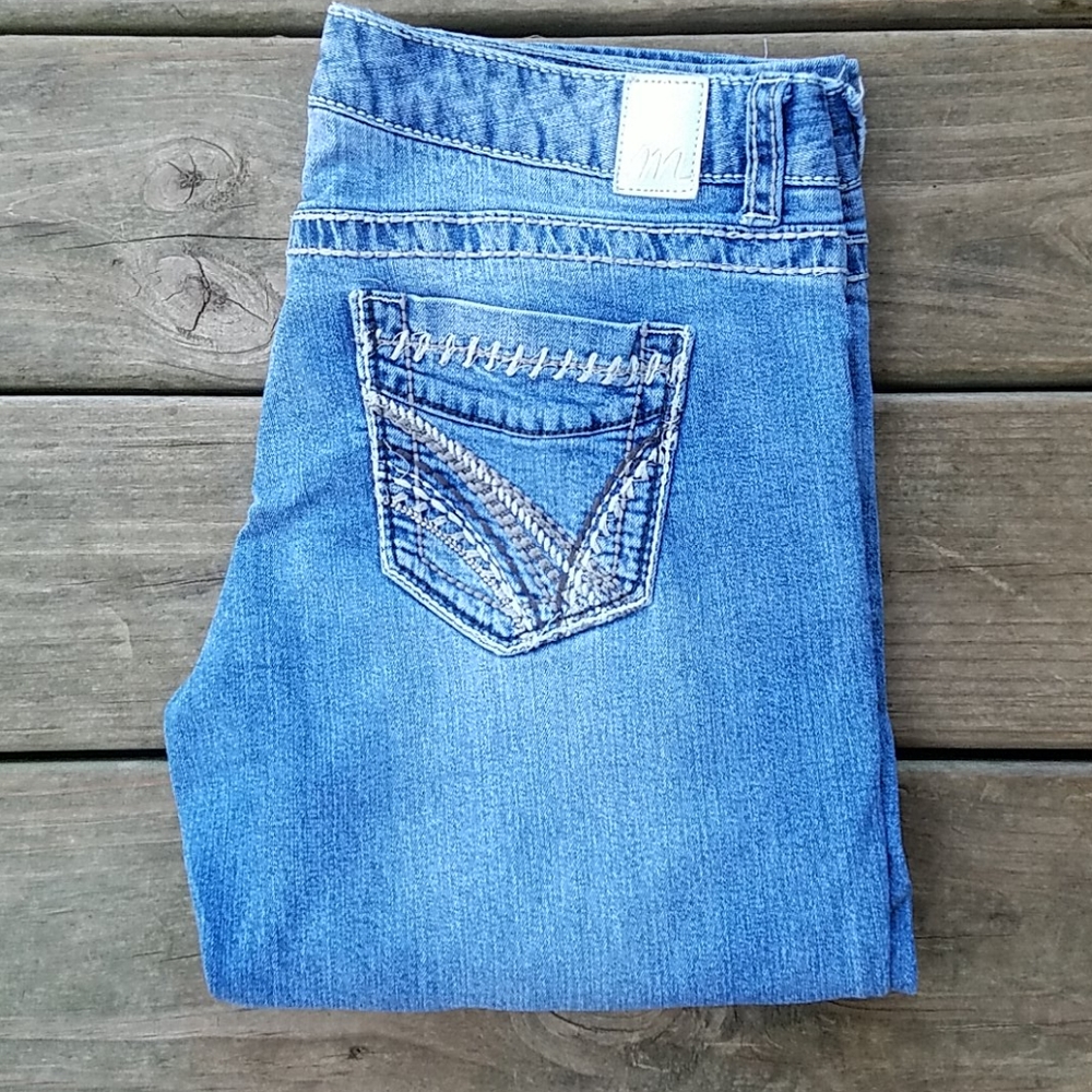 Maurices Factory Faded Capris